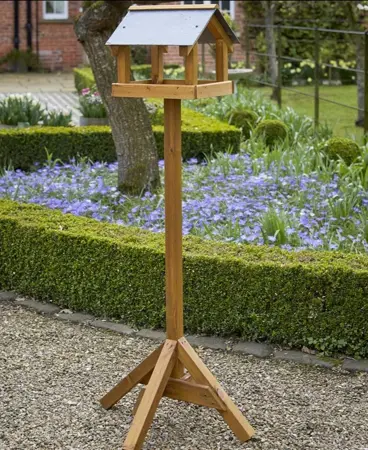 Salburn Bird Table