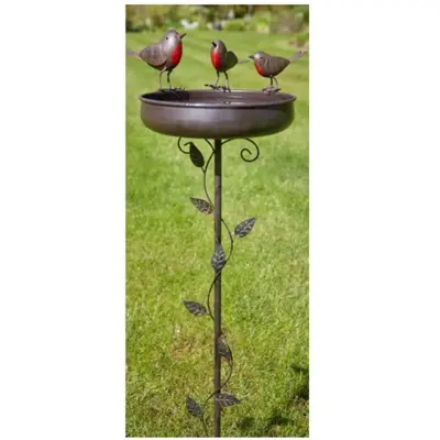 Trio of Robins bird bath